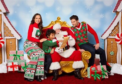 A professionally lit Santa photo set at Westfield Topanga