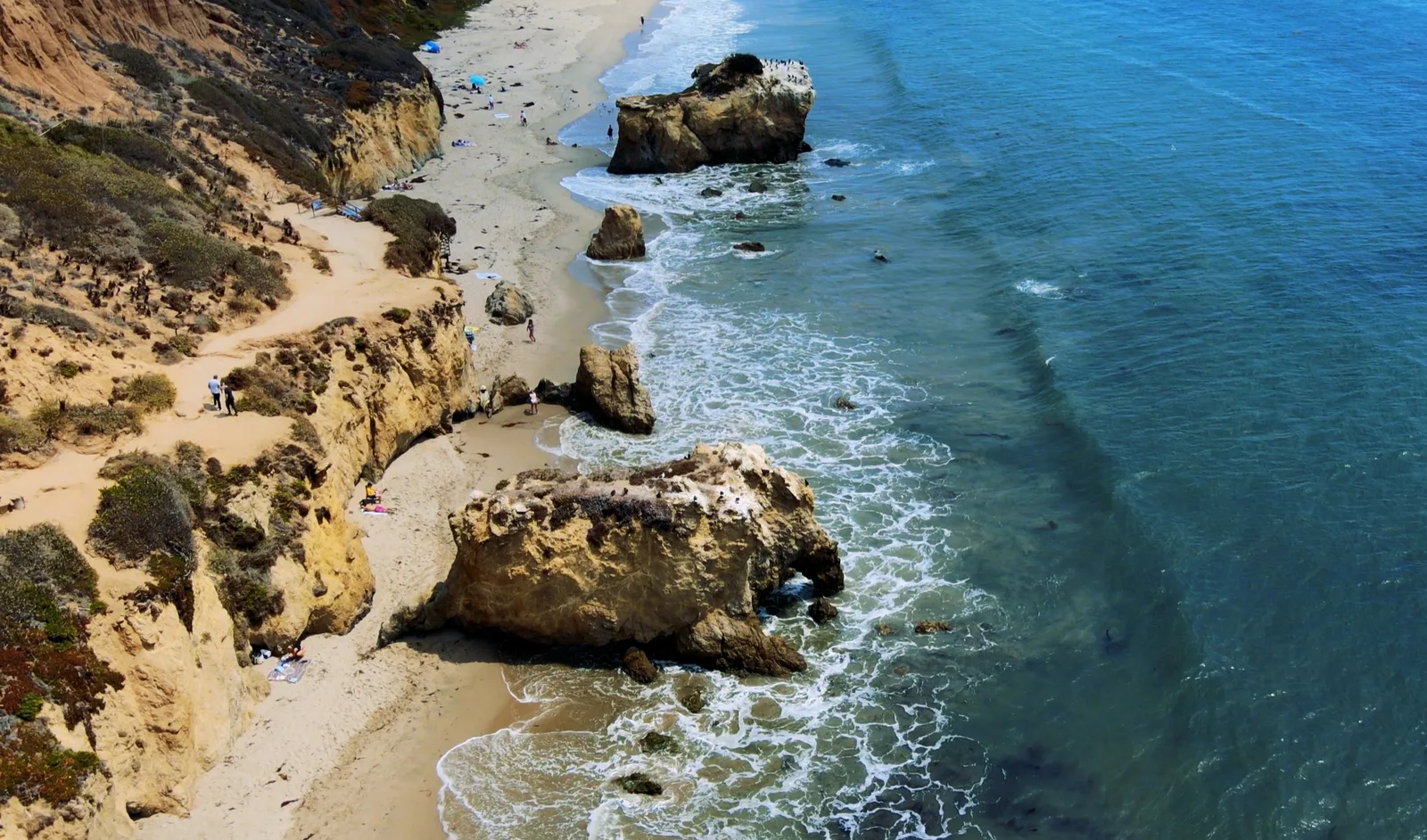 7 Secretly Secluded Beaches in Los Angeles