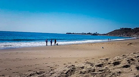 The long sweep of Carbon Beach in Malibu