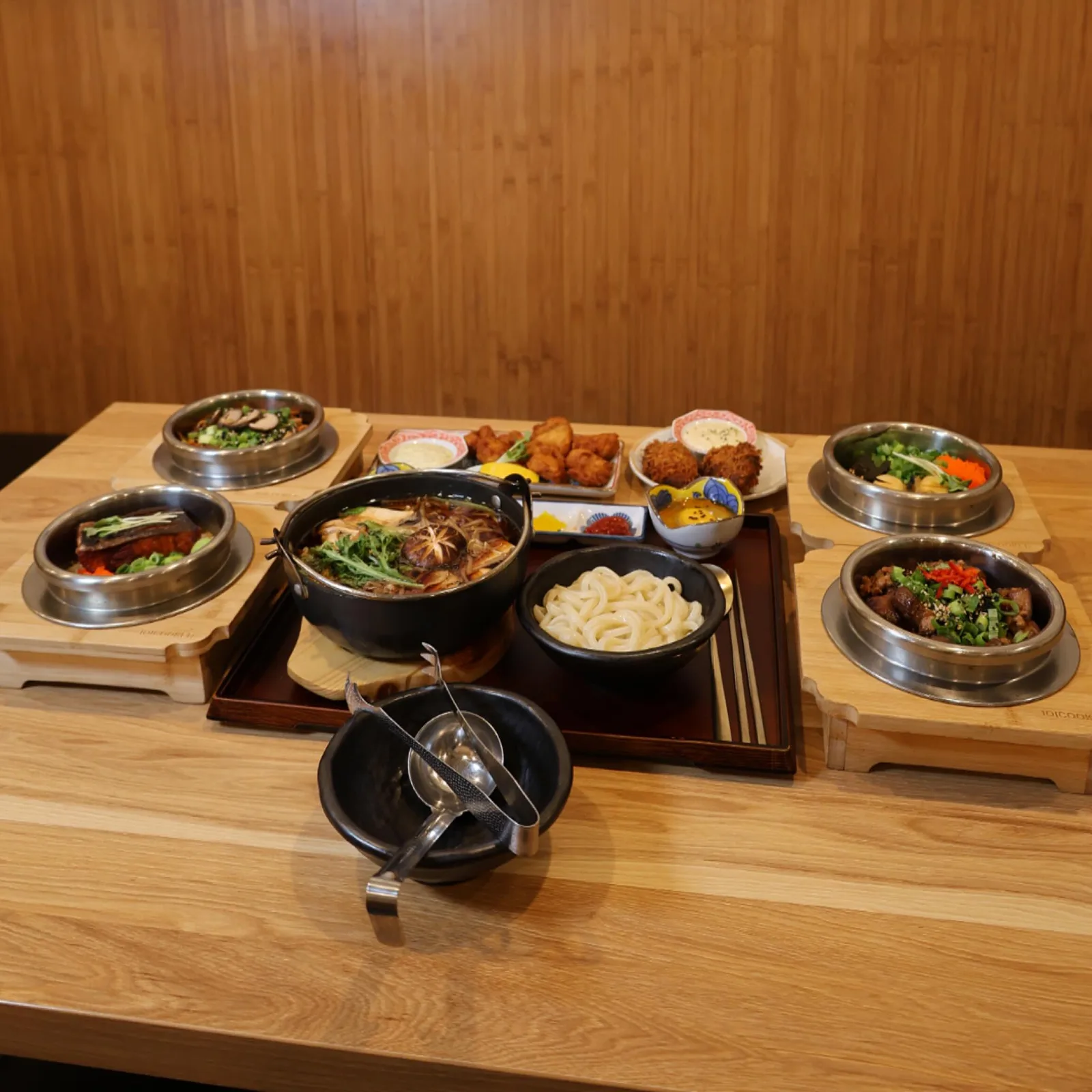 Set meal tray with rice, stew and many small side dishes