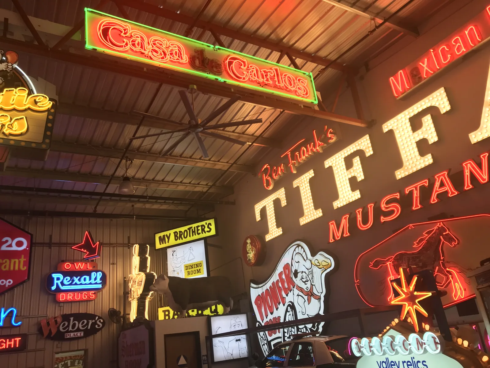 Wall of vintage neon signs at the Valley Relics Museum
