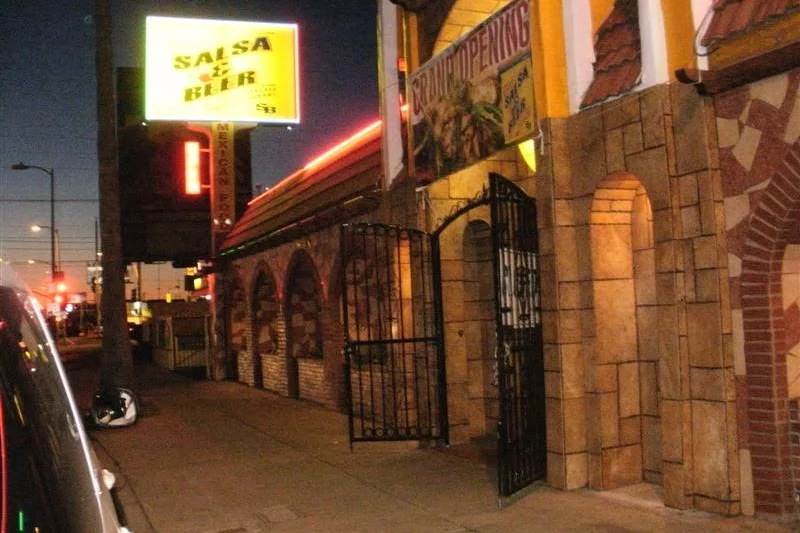 The lit exterior sign at Salsa and Beer in the San Fernando Valley