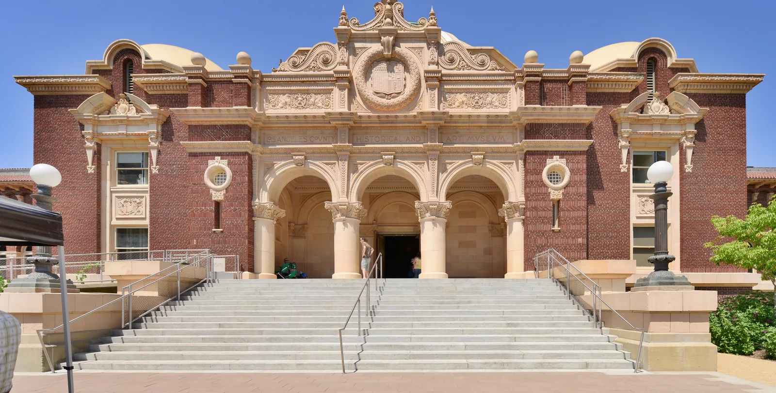Grand Beaux-Arts exterior and dome of the Natural History Museum of Los Angeles County