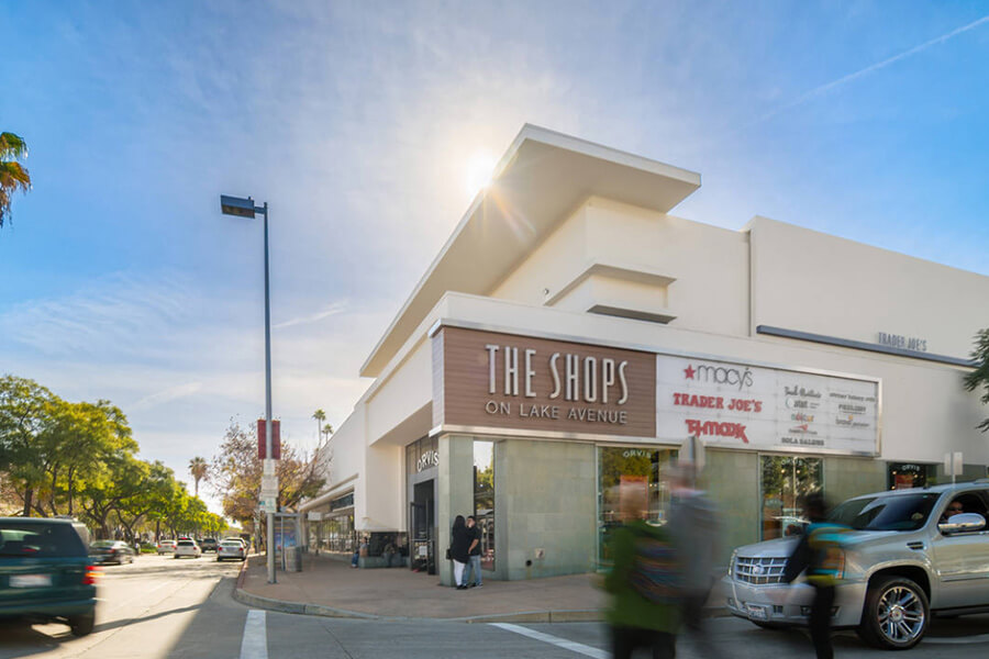 The Shops on Lake Avenue storefronts, anchored by Macy's and Trader Joe's, in Pasadena.