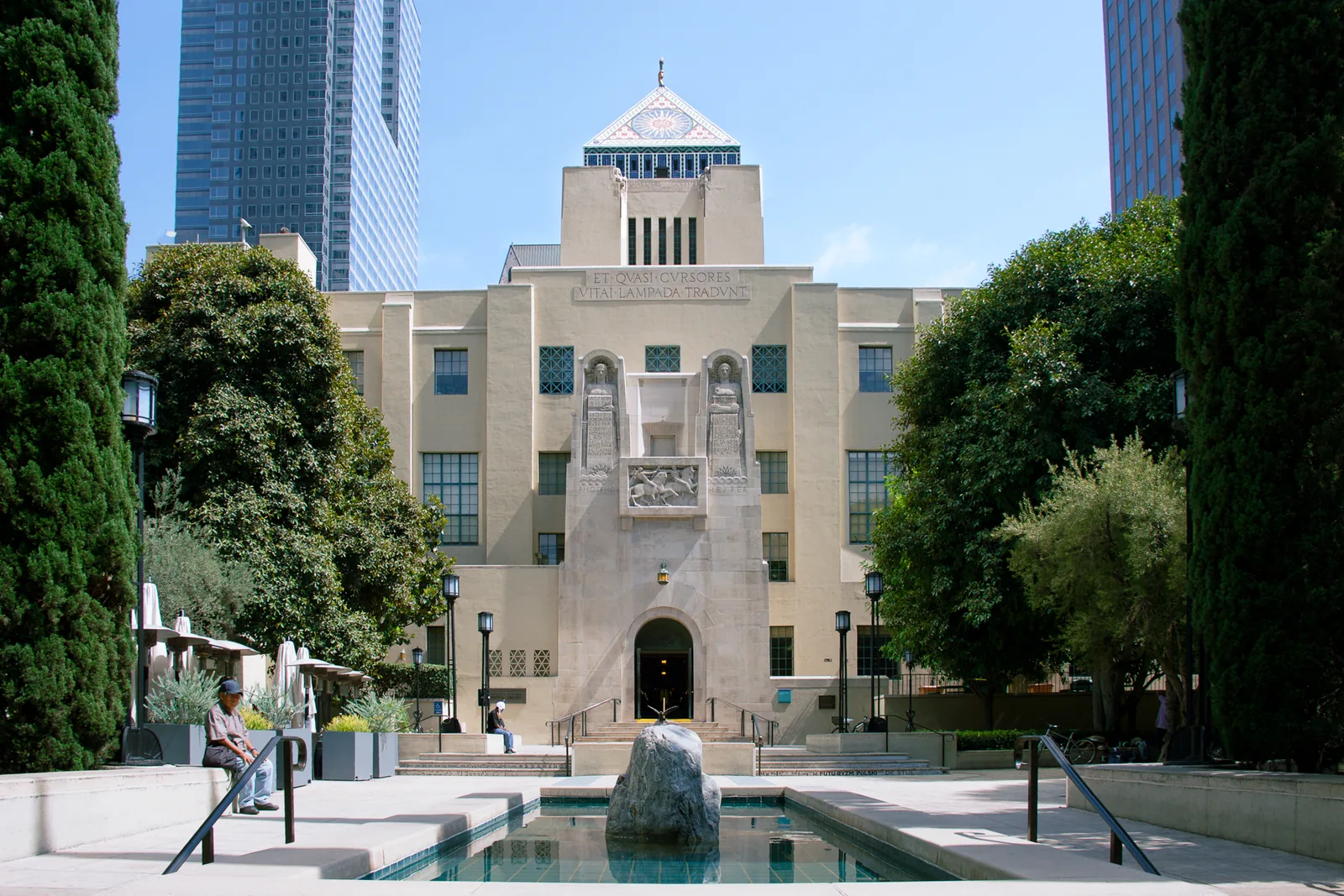 The terraced Maguire Gardens outside the Los Angeles Central Library