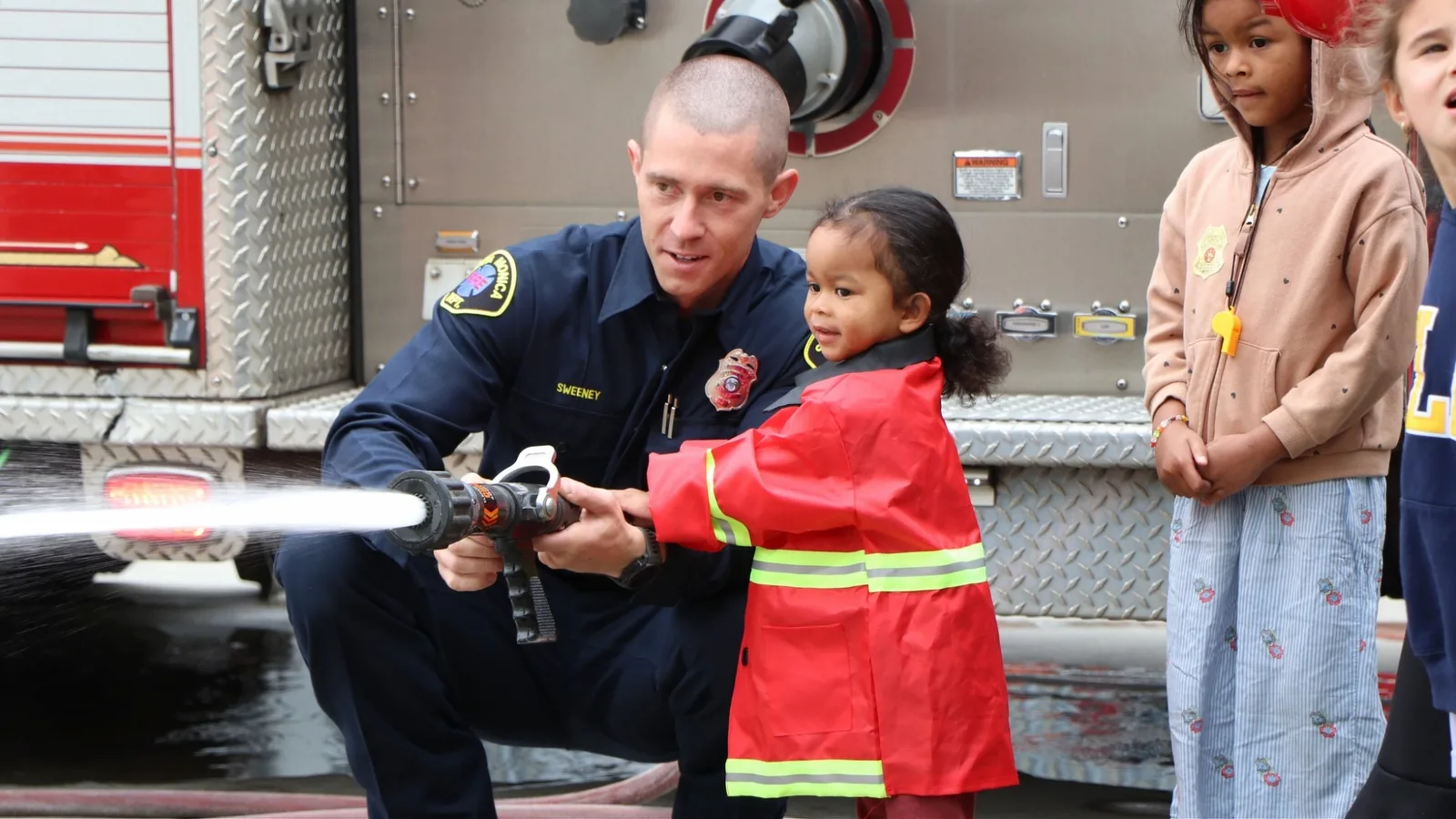A free community event that opens its doors for the public to meet firefighters, explore fire trucks, and learn basic safety at Santa Monica Fire Dept. Station 1 (1337 7th Street, Santa Monica, CA 90401)