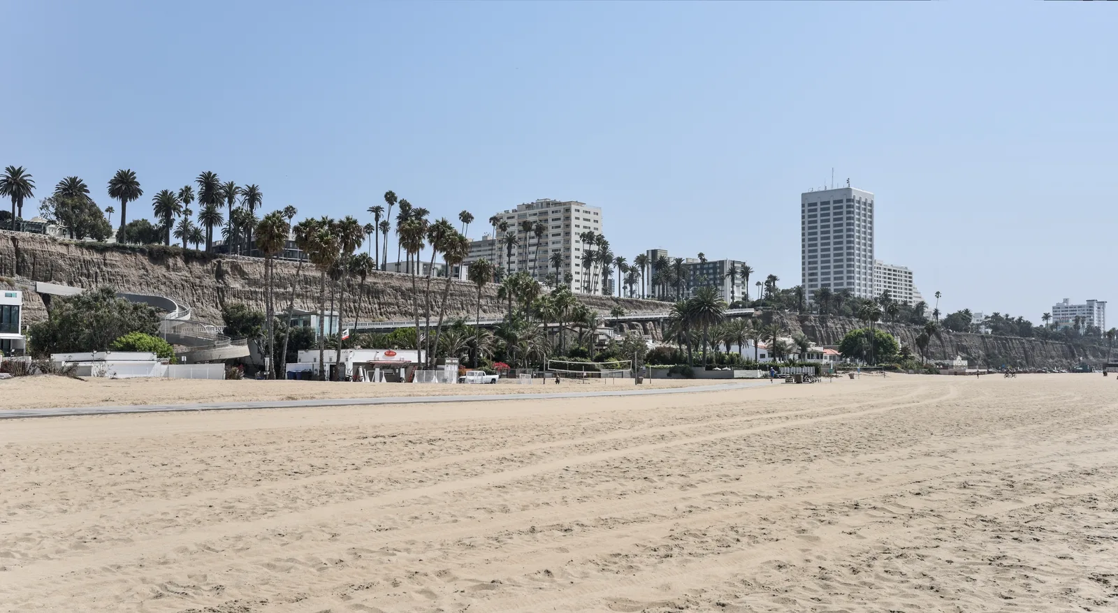 Wide sandy shoreline and surf at Santa Monica State Beach